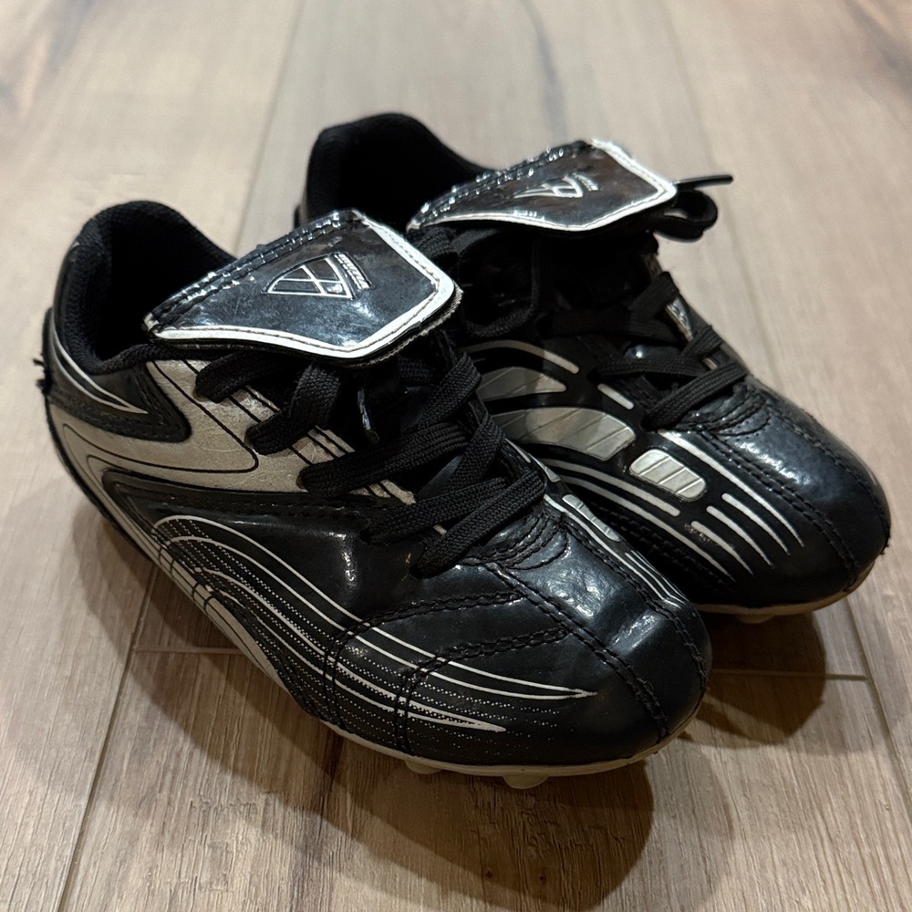 Vizari kids cleats